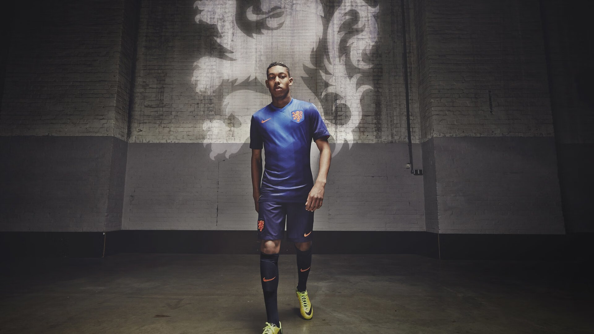 国足是否应强化身体对抗能力训练,国足减少训练强度